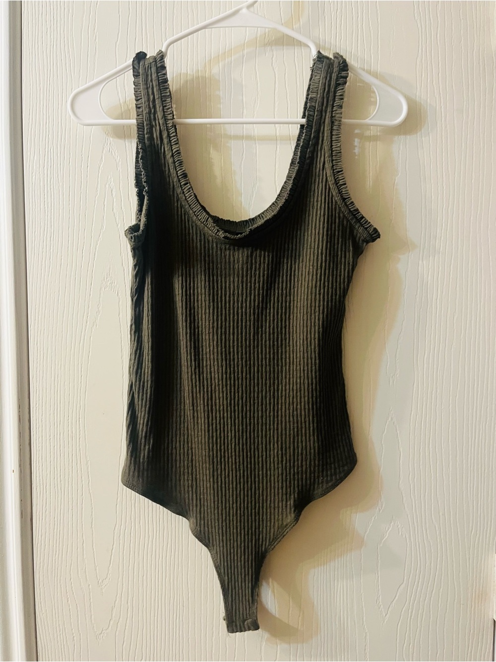 🛍️Wild Fable Small Olive Green Ribbed Scoop Neck Bodysuit